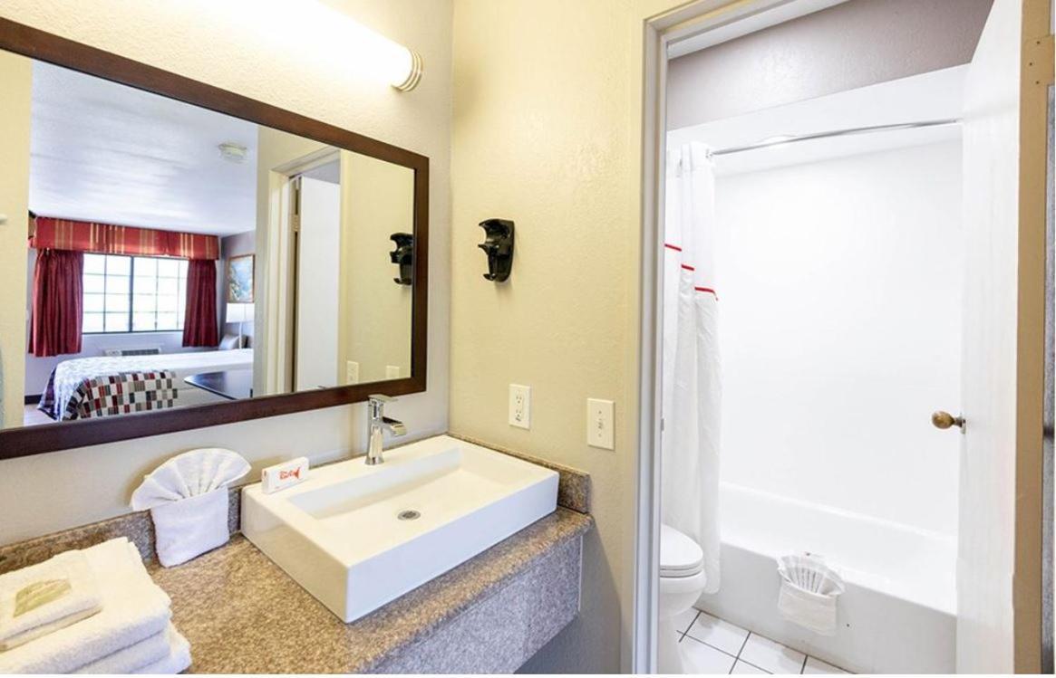 Red Roof Inn Lompoc Zewnętrze zdjęcie